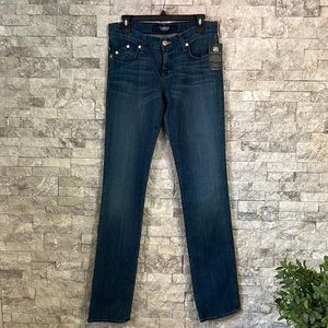 Rock and Republic low rise straight Stella, R&R, stretch, medium blue, longer